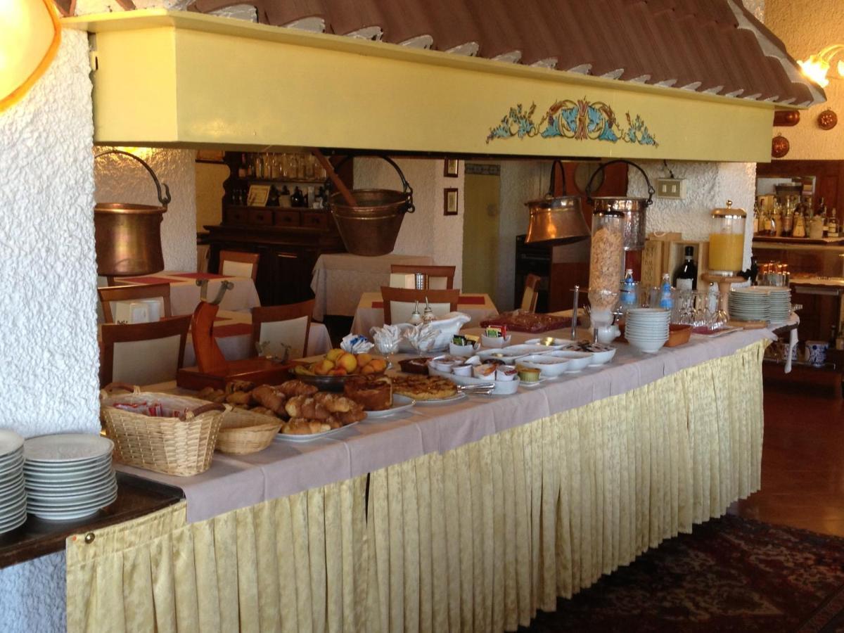 Hotel Il Rustichello Lonato Eksteriør bilde